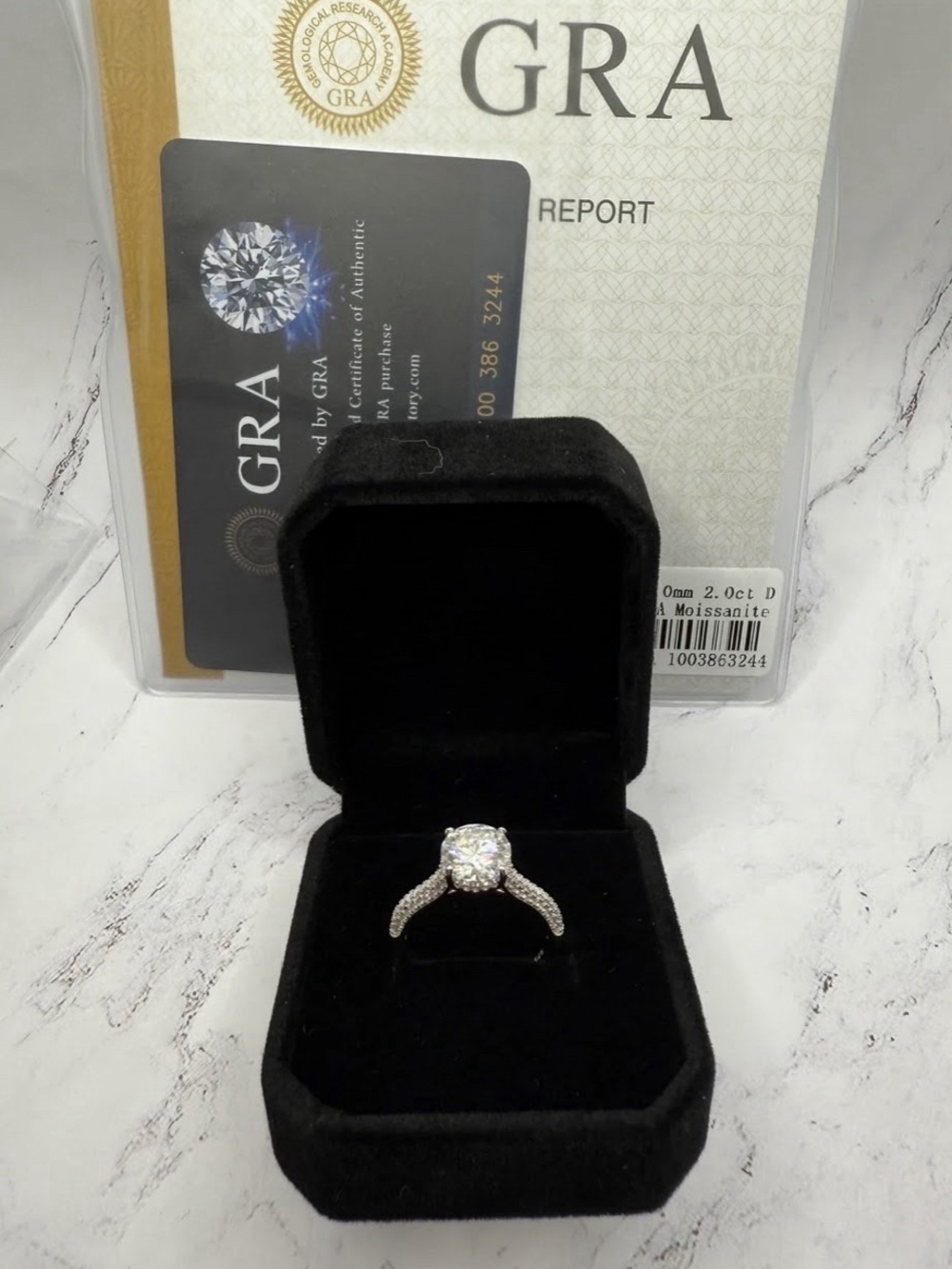 VVS1 Moissanite Round Cut Ring
